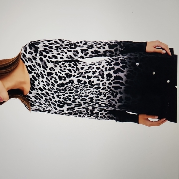GORGEOUS JM COLLECTION LEOPARD TUNIC SWEATER!!! - Picture 6 of 8